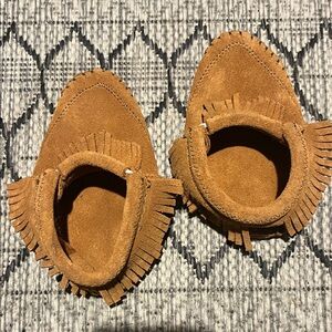 Minnetonka Moccasins Riley Bootie NEVER WORN